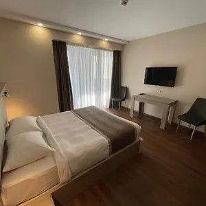 Paradise , باتومي جورجيا